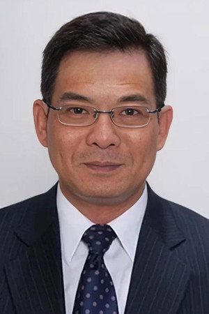Kwok-Lun Lee